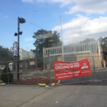Wendy's - September 2014 - this Wendy's is currently under construction and temporarily closed. - Fast Food Near Me - Middle Village, New York Wendy's - September 2014 - this Wendy's is currently under construction and temporarily closed. - Fast Food Near Me - Middle Village, New York