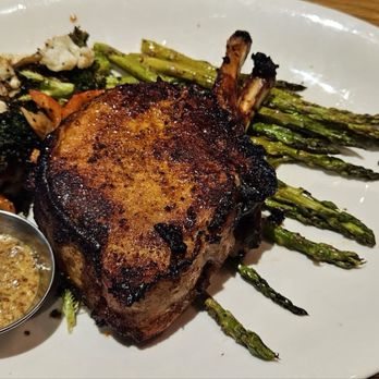BJ's Restaurant & Brewhouse - Pork Chop - Breweries Near Me - Las Vegas, Nevada BJ's Restaurant & Brewhouse - Pork Chop - Breweries Near Me - Las Vegas, Nevada
