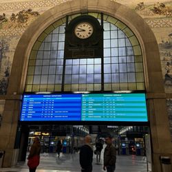 Estação de São Bento - Schedule