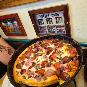Pizz'A Chicago - Pizza Near Me - Santa Clara, California Pizz'A Chicago - Pizza Near Me - Santa Clara, California