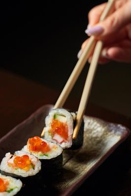 Toni's Sushi Bar by null