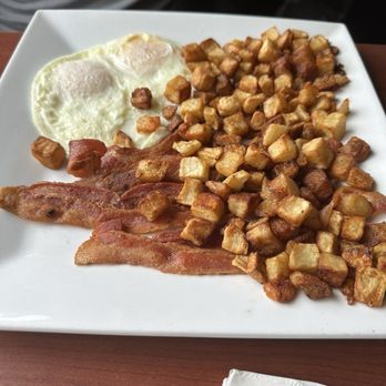 Shine Cafe - Standard breakfast - Breakfast & Brunch Near Me - Troy, Michigan