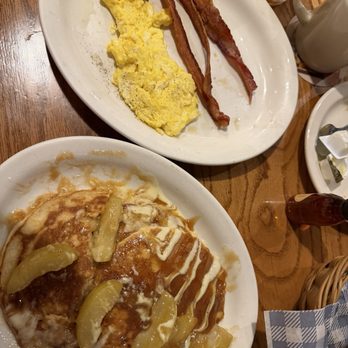 Cracker Barrel Old Country Store - Apple pancakes, bacon @ eggs. - American Near Me - Tampa, Florida