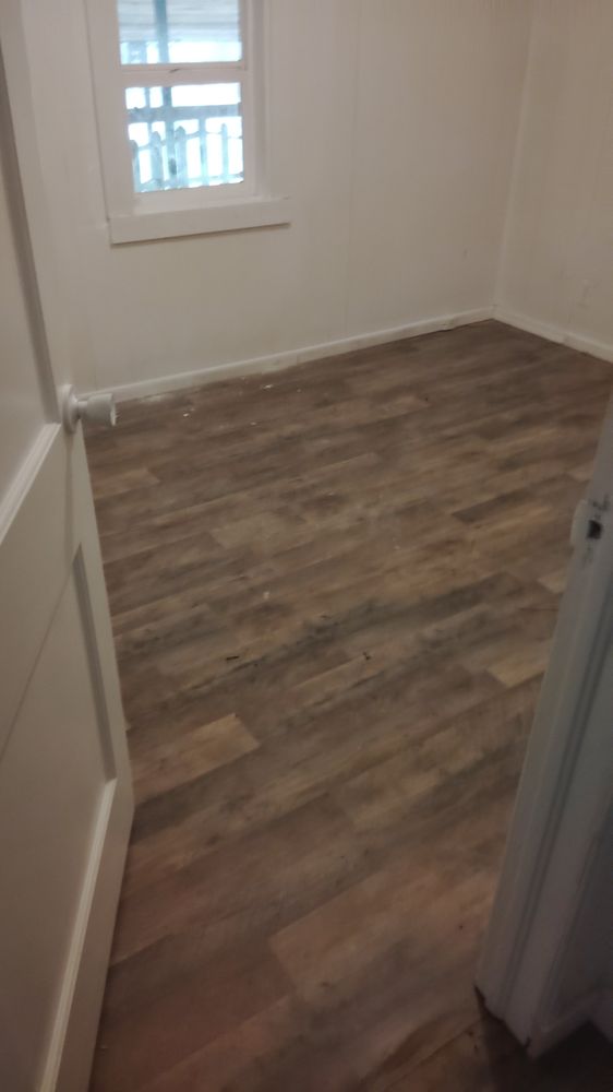 Slide of Emmanuel Handyman