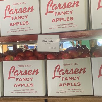 Larsen Apple Barn - Fruits & Veggies Near Me - Camino, California