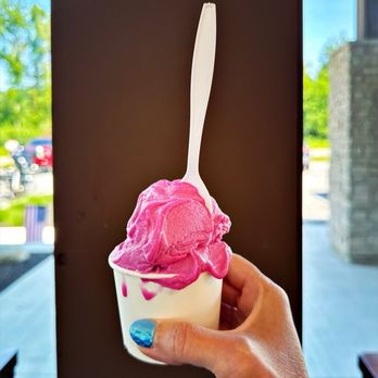 Little Mountain Creamery - Dragon fruit gelato - Gelato Near Me - Painesville, Ohio Little Mountain Creamery - Dragon fruit gelato - Gelato Near Me - Painesville, Ohio