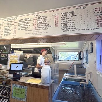 The Lobster Shack - Seafood Near Me - Cape Elizabeth, Maine