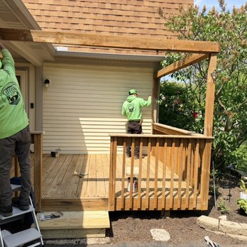 Total Landscaping Services - Wooden deck Refurbish. power washing and staining with a natural Finish! - Masonry/Concrete Near Me - Elgin, Illinois Total Landscaping Services - Wooden deck Refurbish. power washing and staining with a natural Finish! - Masonry/Concrete Near Me - Elgin, Illinois