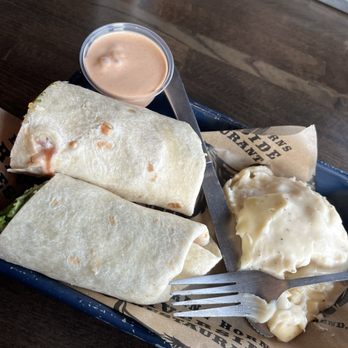 Locking Horns Riverside Restaurant - Bbq chicken wrap - American Near Me - Horseshoe Bend, Idaho Locking Horns Riverside Restaurant - Bbq chicken wrap - American Near Me - Horseshoe Bend, Idaho