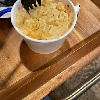 Bludso's BBQ - Dry Mac n cheese - Barbeque Near Me - Panorama City, California