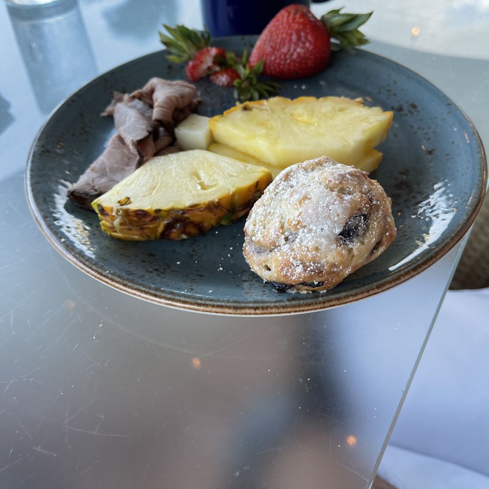 SHOR - Breakfast Buffet - Breakfast & Brunch Near Me - Honolulu, Hawaii SHOR - Breakfast Buffet - Breakfast & Brunch Near Me - Honolulu, Hawaii