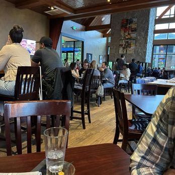 Cork & Barrel Craft Kitchen & Microbrewery - Interior of the dining room - Pubs Near Me - Round Rock, Texas