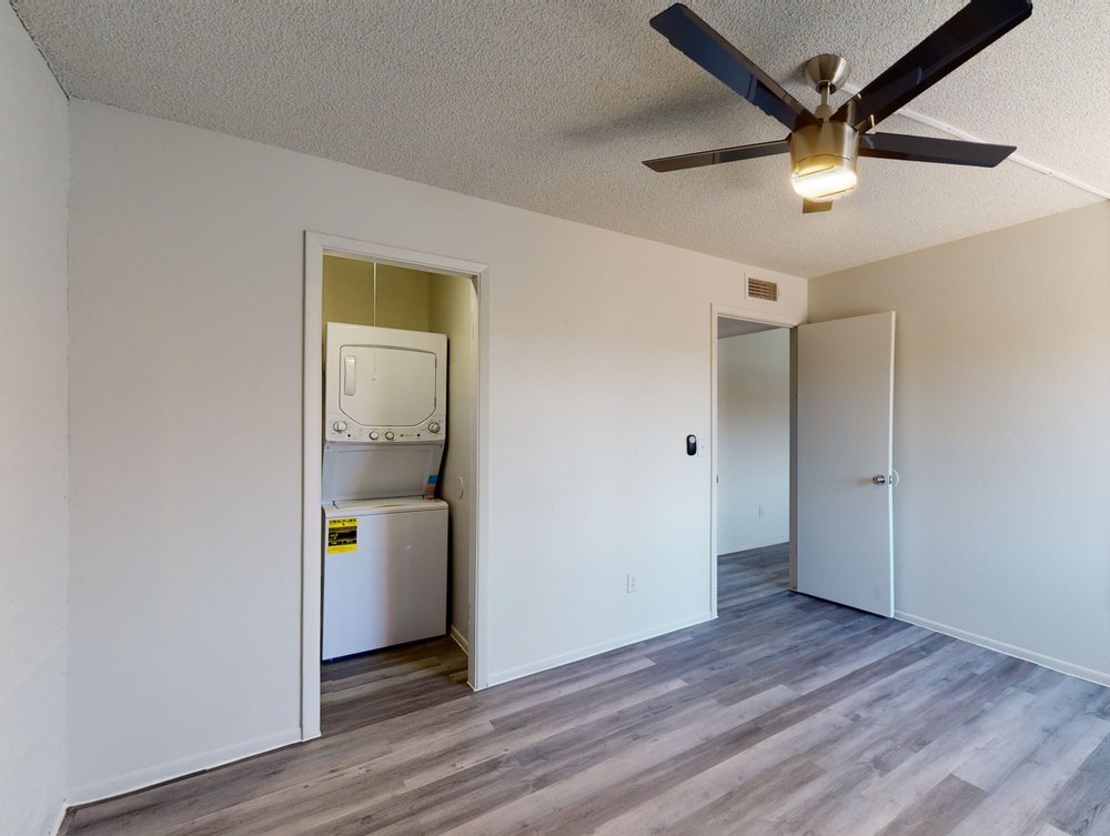 GOLDEN KEY APARTMENTS Updated June 2024 3675 W Osborn Rd Ofc