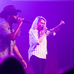 Riverpark Church - The praise and worship music will pick you up and heal your heart.
