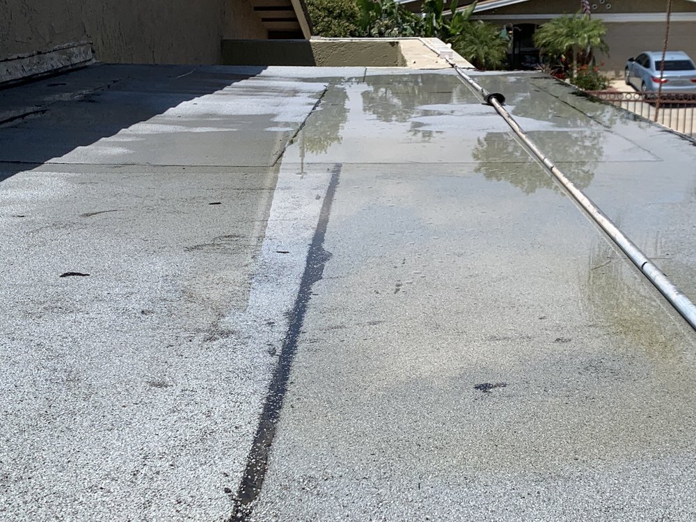 Slide of Ted Guilmette Roofing