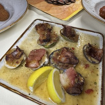 Arturo's Restaurant - Clams Casino - Italian Near Me - Midland Park, New Jersey Arturo's Restaurant - Clams Casino - Italian Near Me - Midland Park, New Jersey