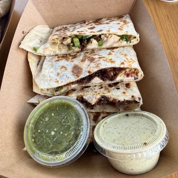 Quesadilla Gorilla - Chicken quesadilla - Mexican Near Me - Clovis, California Quesadilla Gorilla - Chicken quesadilla - Mexican Near Me - Clovis, California