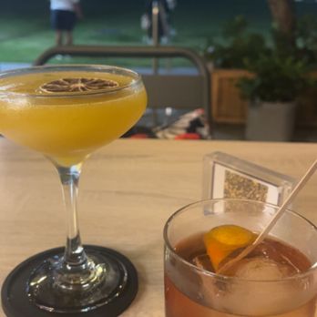 Taberna Medalla - Mango tostao and old fashion - Gastropubs Near Me - San Juan, Puerto Rico
