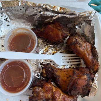 Big Time Pizza - hicken wings and sauces in a styrofoam container - Pizza Near Me - Hot Springs, South Dakota Big Time Pizza - hicken wings and sauces in a styrofoam container - Pizza Near Me - Hot Springs, South Dakota