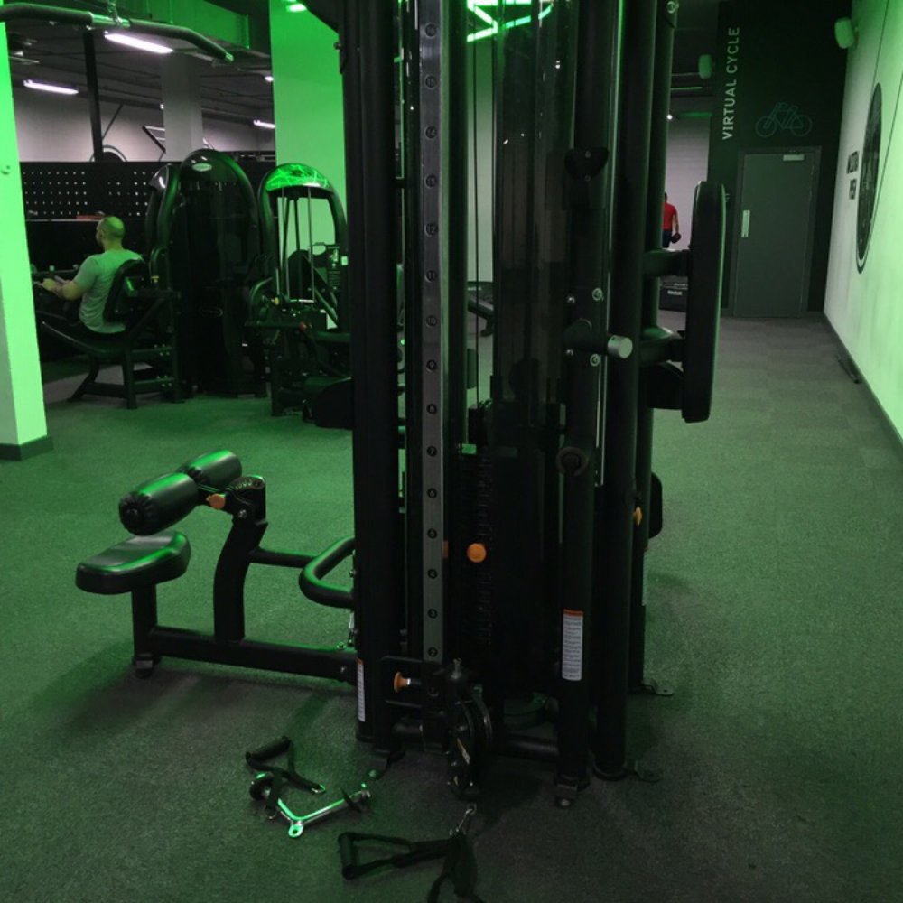 Pure Gym - They have some cable machines and free weights, along with smith machines, some bench press areas, and a monkey bar/crossfit area - Trainers Near Me - London, XGL