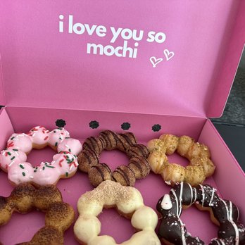 Pinku - Donuts Near Me - Attleboro, Massachusetts