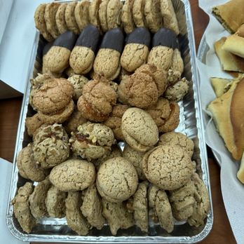 Taron Bakery - Bakeries Near Me - Glendale, California