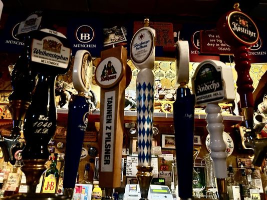 Laschet's Inn by null