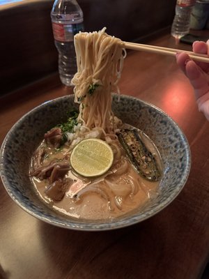 Ramen Del Barrio by null