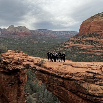 Devil's Bridge Trail - Devil's Bridge - Hiking Near Me - Sedona, Arizona Devil's Bridge Trail - Devil's Bridge - Hiking Near Me - Sedona, Arizona