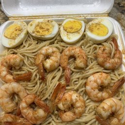 GARLIC NOODLE BOX (10 BOILED SHRIMP, 1 EGG, 1 SAUSAGE).. no sausage, add extra egg. GARLIC NOODLE BOX (10 BOILED SHRIMP, 1 EGG, 1 SAUSAGE).. no sausage, add extra egg.