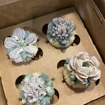 Urban Backyard - Mini Succulent Cupcakes - Coffee & Tea Near Me - New York, New York Urban Backyard - Mini Succulent Cupcakes - Coffee & Tea Near Me - New York, New York