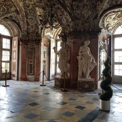 Schloss Weissenstein - Grotte
