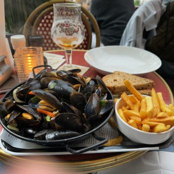 Café Luxembourg - Breakfast & Brunch Near Me - Amsterdam, New Hampshire