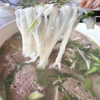 Pho Thin Hanoi - Number 5 with thick noodles - Vietnamese Near Me - San Leandro, California Pho Thin Hanoi - Number 5 with thick noodles - Vietnamese Near Me - San Leandro, California