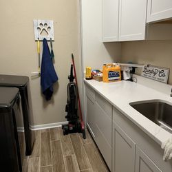 Rojas Family Tile - New laundry room