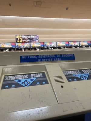 Whitestone Lanes by null