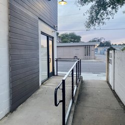 Surterra Wellness - Jacksonville - Exterior