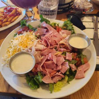 Art's Corner Cafe - Chef salad with salad. - Breakfast & Brunch Near Me - Ventura, California Art's Corner Cafe - Chef salad with salad. - Breakfast & Brunch Near Me - Ventura, California