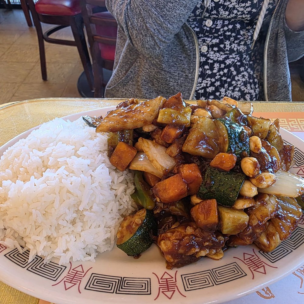 Jim's Restaurant - Kung Pao Squid Lunch Special - Chinese Near Me - Prunedale, California Jim's Restaurant - Kung Pao Squid Lunch Special - Chinese Near Me - Prunedale, California
