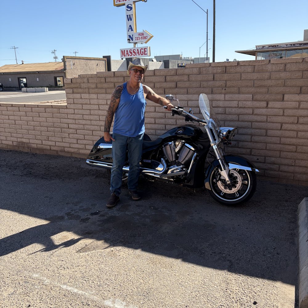 Maverick Inn - Nightlife Near Me - Yuma, Arizona Maverick Inn - Nightlife Near Me - Yuma, Arizona