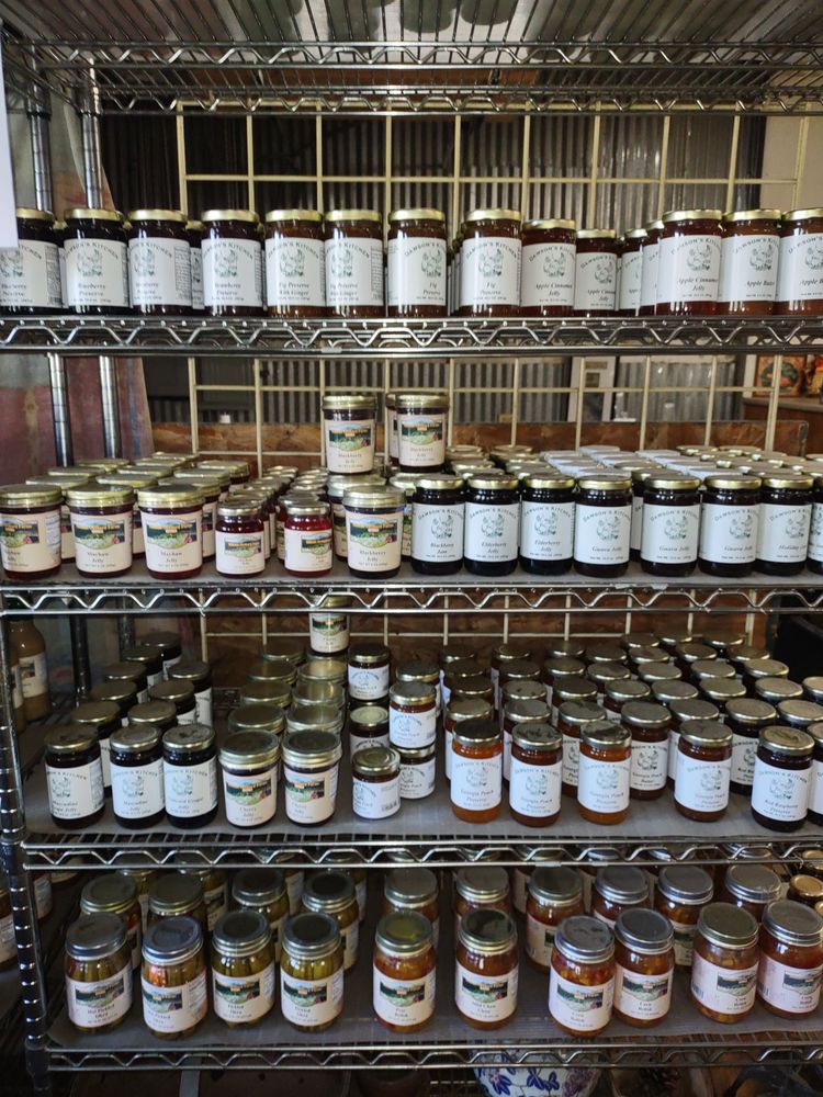 MILL TOWN MARKET Updated September 2024 22 Photos 3360 Brookdale