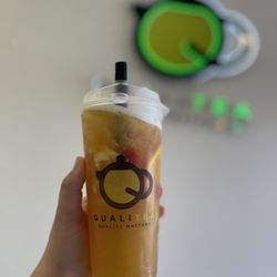 Qualitea - Deluxe Punch 10/10!
