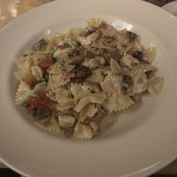 The Cheesecake Factory - Italian Sausage and Fresh Mushroom Rigatoni** - Desserts Near Me - Wauwatosa, Wisconsin The Cheesecake Factory - Italian Sausage and Fresh Mushroom Rigatoni** - Desserts Near Me - Wauwatosa, Wisconsin
