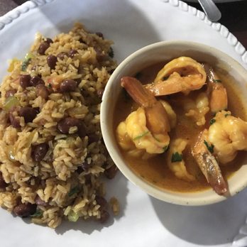 Los Pinos - Arroz mamposteao y camarones a la criolla - Puerto Rican Near Me - Carolina, Puerto Rico