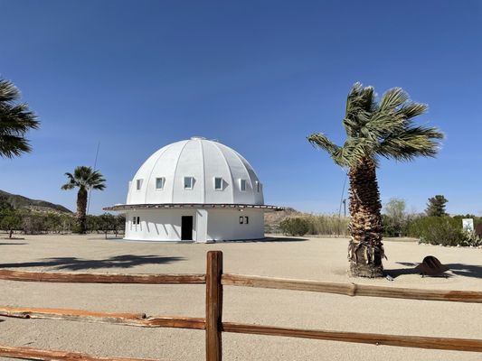 The Integratron by null