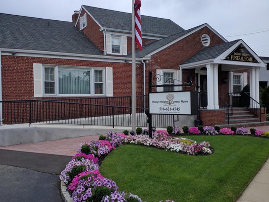 ROSLYN HEIGHTS FUNERAL HOME - Updated June 2026 - 15 Photos & 12