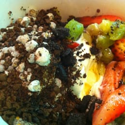 Vanilla with fruit on one side and cookies and crunchies on the other.