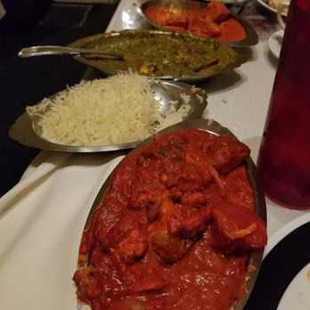 Kashmir - (from top to bottom) chicken tikka Masada, saag panera, Indian rice and chicken chili - Indian Near Me - Louisville, Kentucky Kashmir - (from top to bottom) chicken tikka Masada, saag panera, Indian rice and chicken chili - Indian Near Me - Louisville, Kentucky