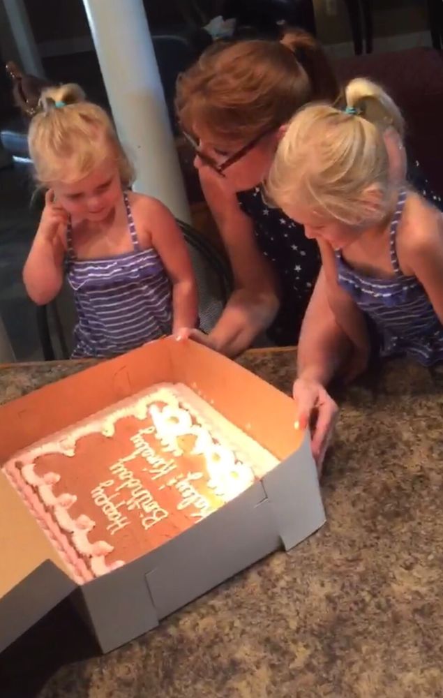 TRAINA’S BAKERY & GROCERY Updated October 2024 211 6th St