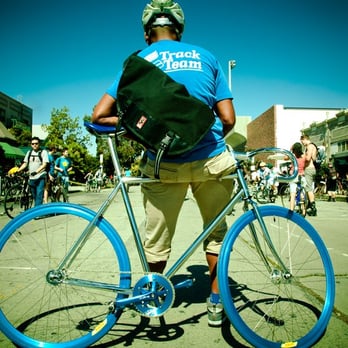 CicLAvia - More images http://focalfinder.com/gallery/events/ciclavia-2010/ - Community Service/Non-Profit Near Me - Los Angeles, California